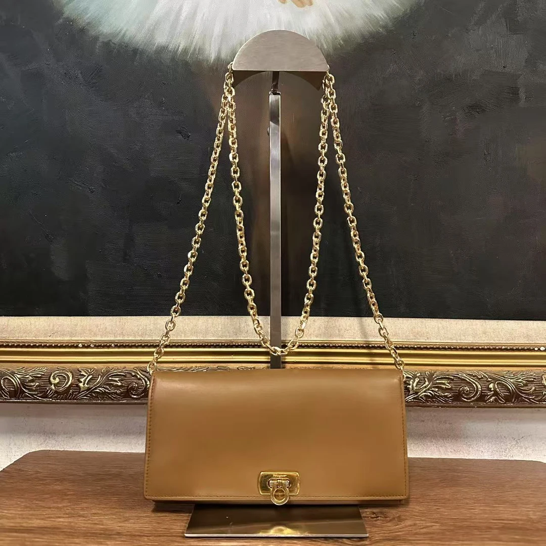 95新 FERRAGAMO/菲拉格慕 002824菲拉格慕单肩包