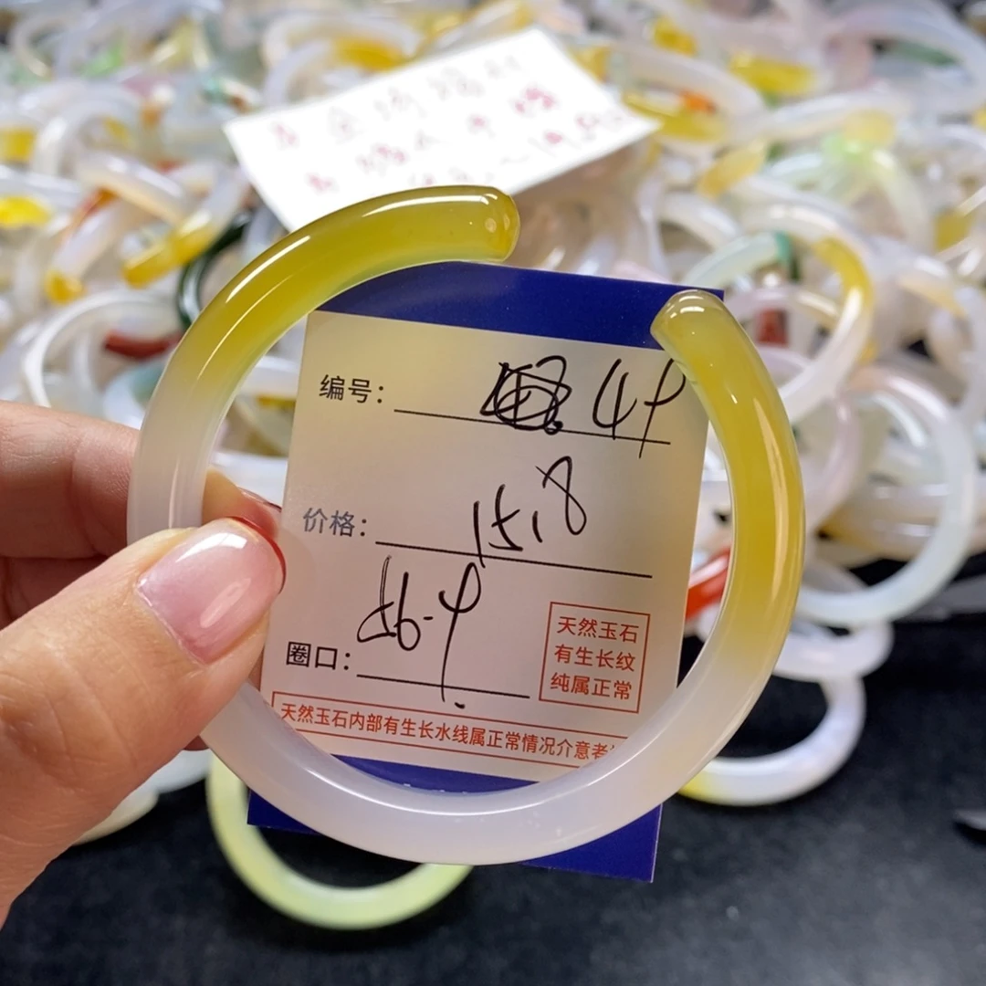 手镯玛瑙/玉髓未镶嵌49