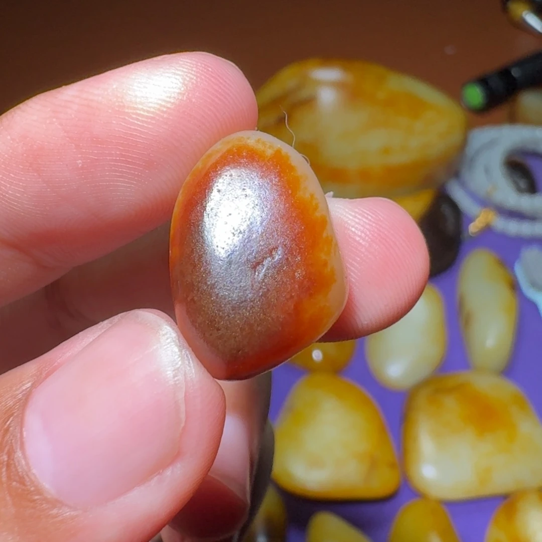 黄***镇和田玉未镶嵌颈饰