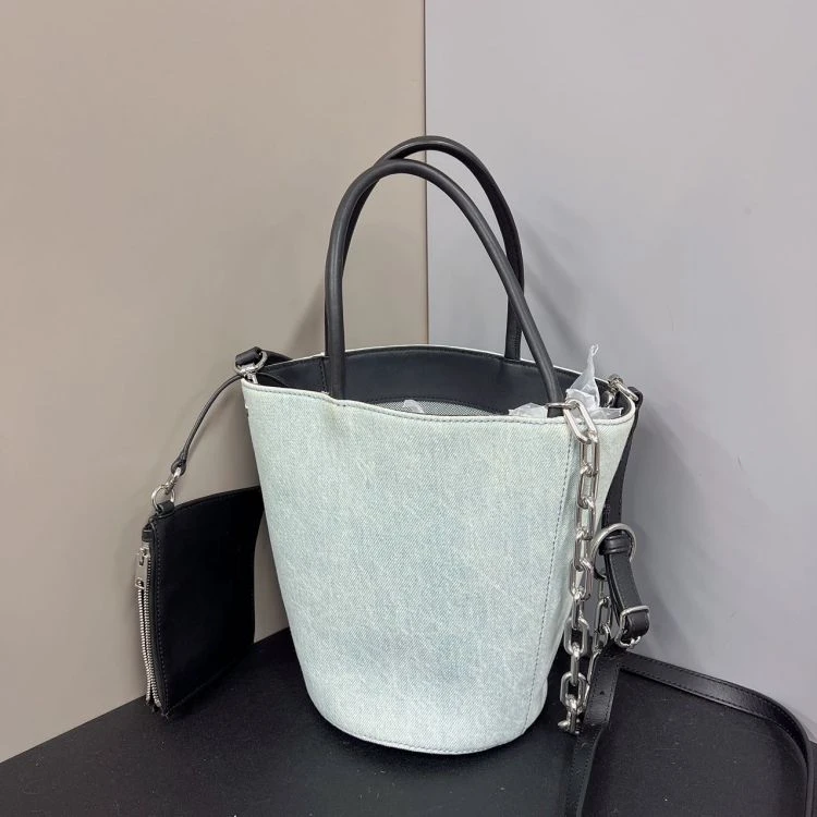 95新/ALEXANDER WANG/C18379593755/[251121zbb]