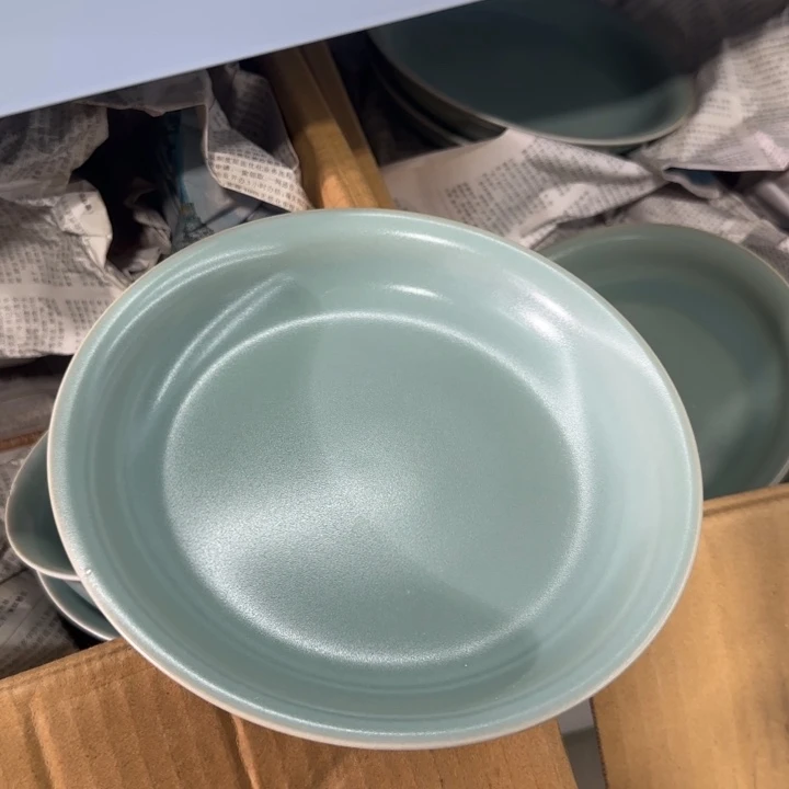 微瑕仿古不开片20餐盘