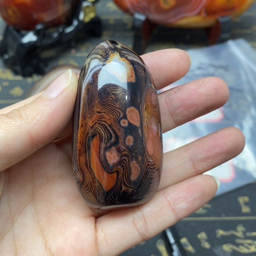 玛瑙/玉髓玛瑙未镶嵌春**明