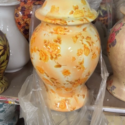 瓶玉****瑕疵。。。。。。。。。。。。。。。。。。