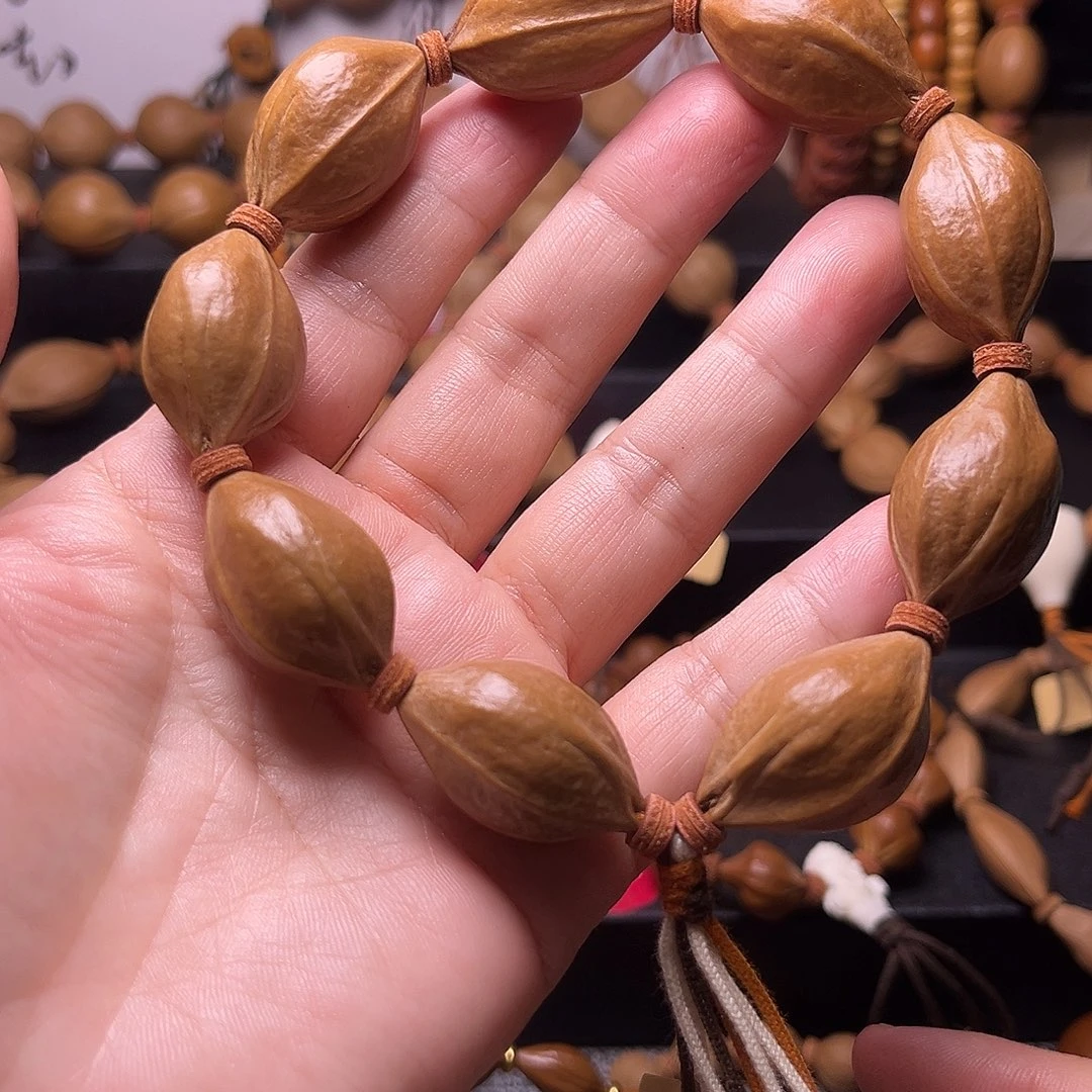 橄榄核手串梅林铁核正经的18.28