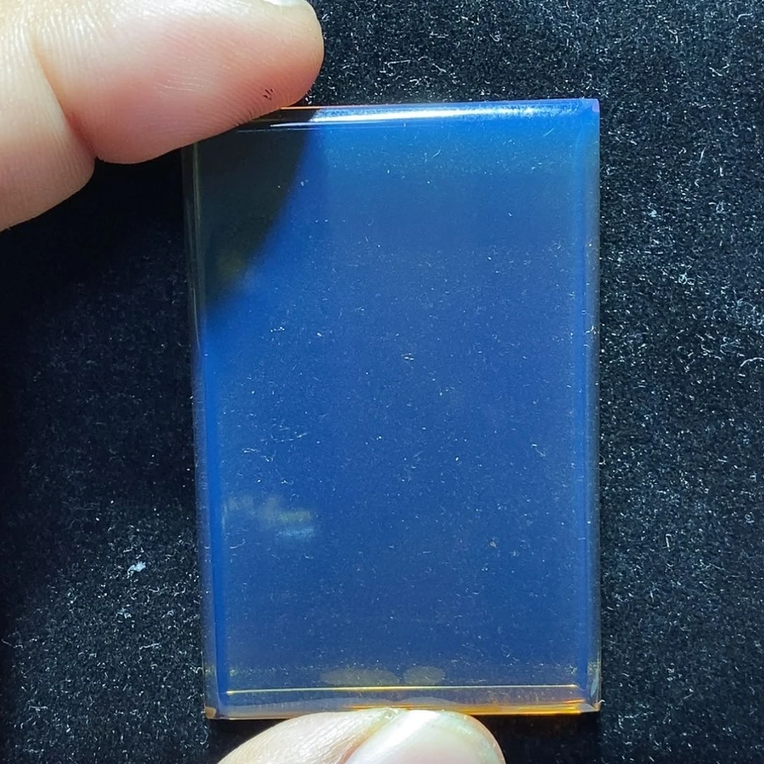 蓝珀未镶嵌珠宝奇石包雕刻