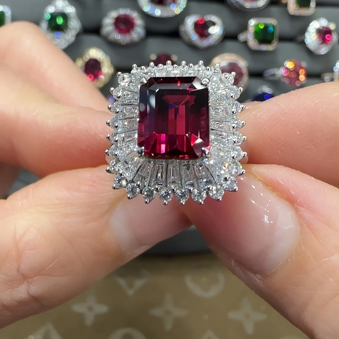 戒指碧玺18K金镶嵌3.88ct