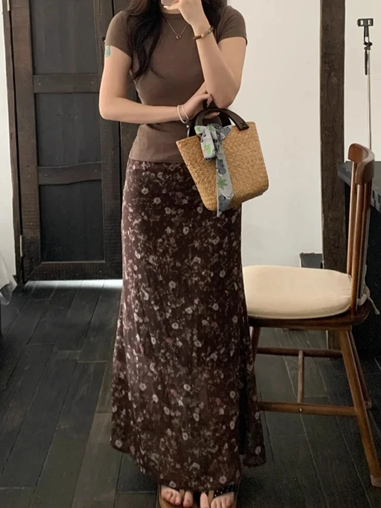 韩系碎花咖色半身裙女夏季长款雪纺包臀纱裙大码胖mm直筒a字半裙