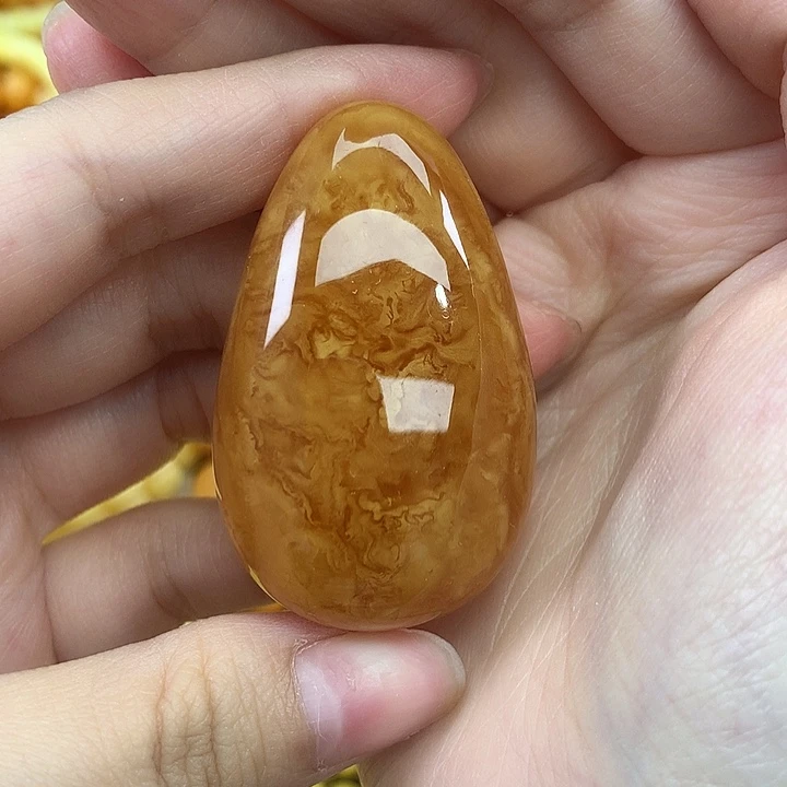 蜜蜡未镶嵌珠宝奇石