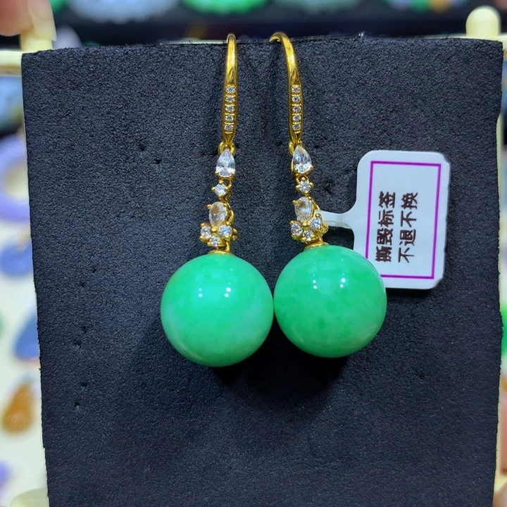 翡翠18K金镶嵌颈饰翡翠