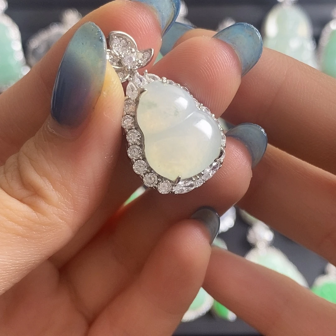 翡翠银S925镶嵌颈饰天然翡翠