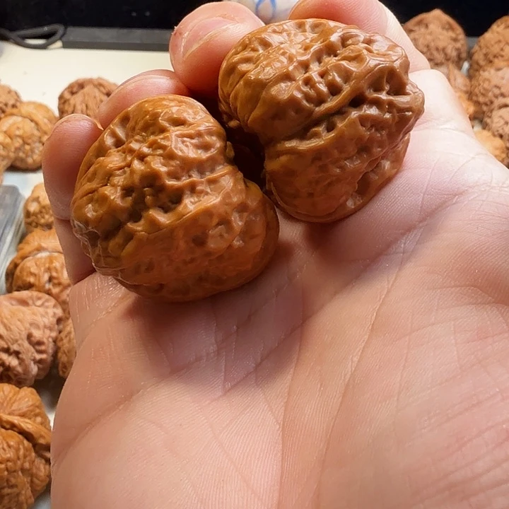 文玩核桃把件r****b蛤蟆头