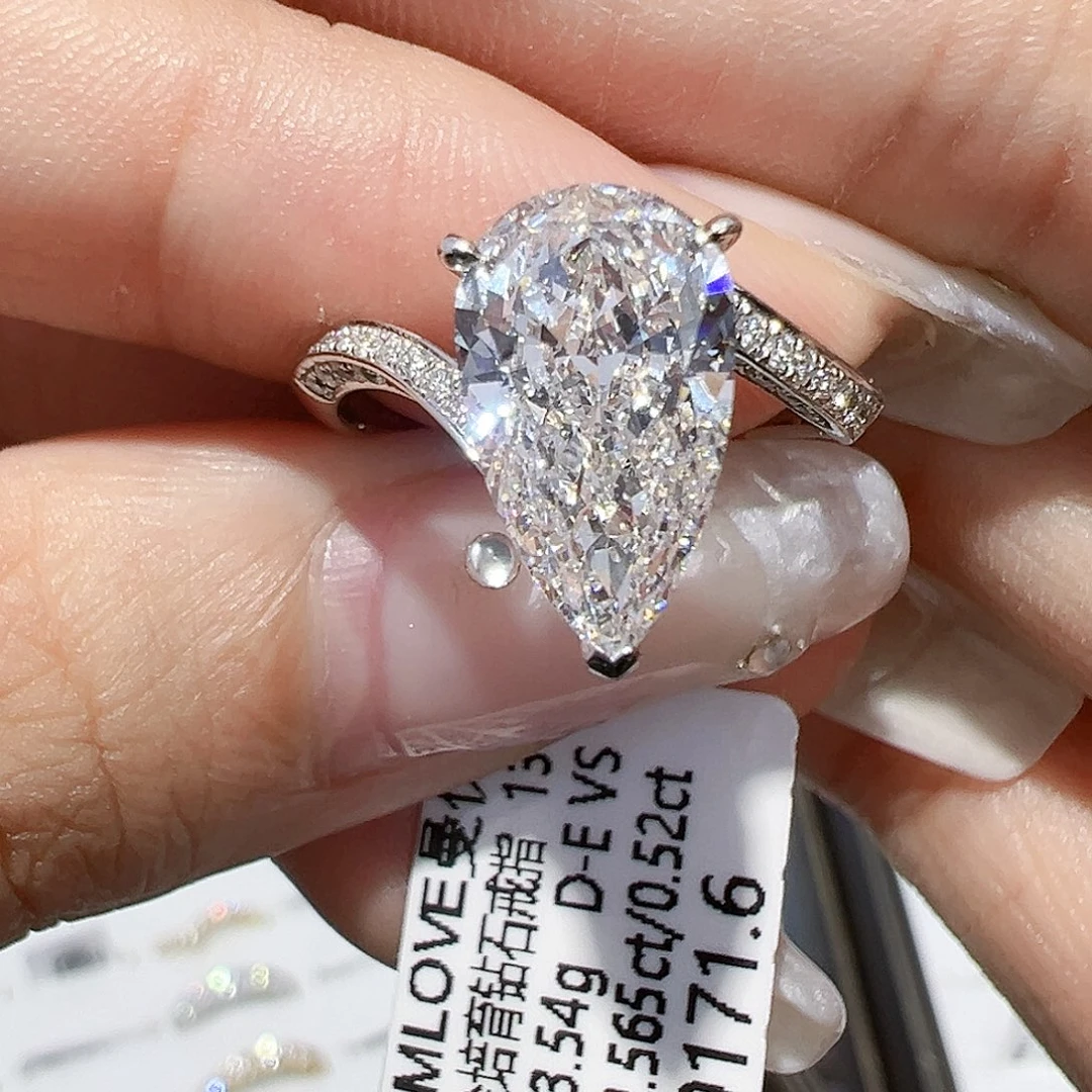 实验室培育钻石18K金镶嵌2.565