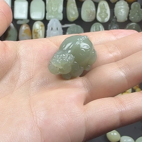 和田玉未镶嵌吊坠(不含链)