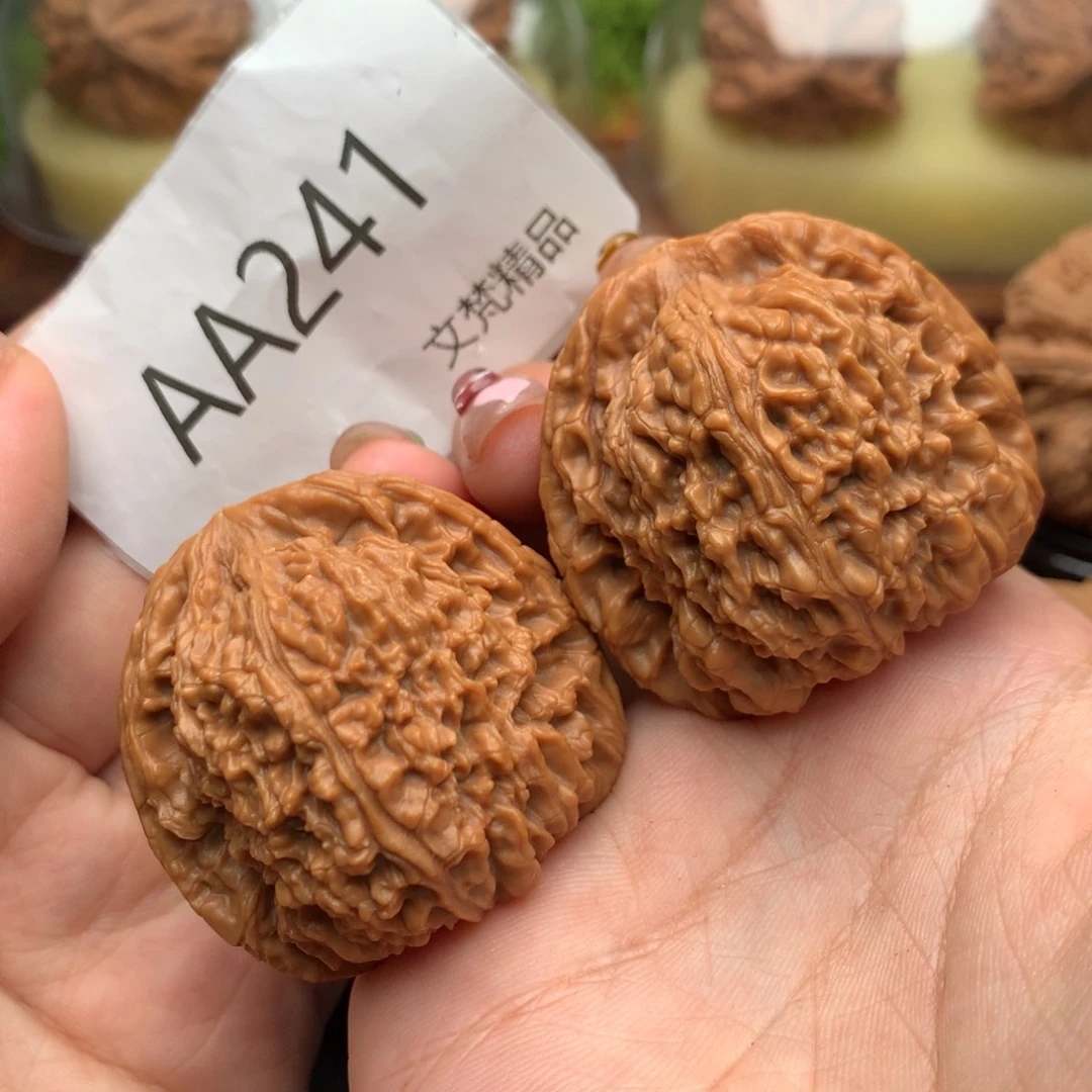 文玩核桃把件全品南疆石41
