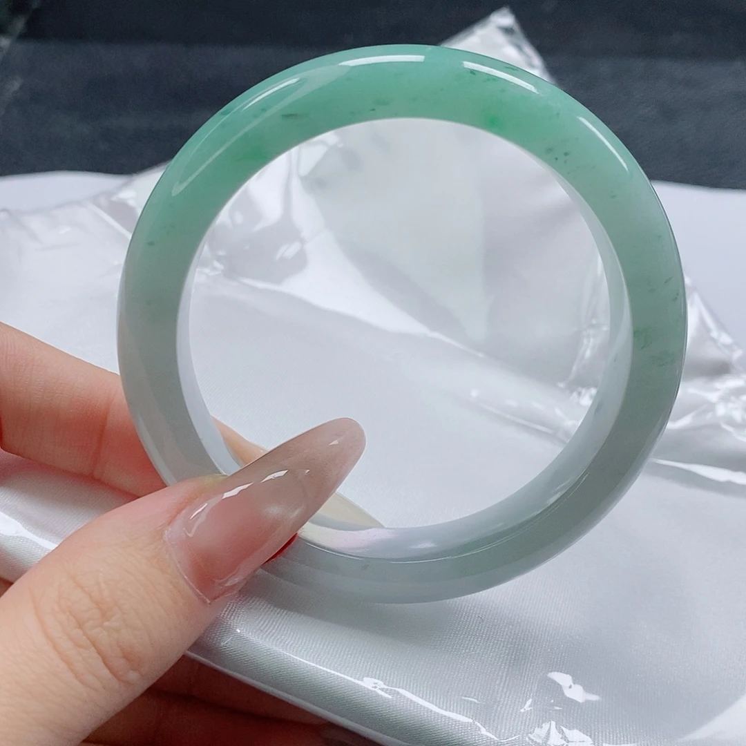 【闪购商品】未镶嵌手镯翡翠526号