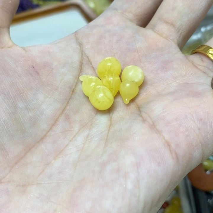 未镶嵌蜜蜡裸石多样性发货其二