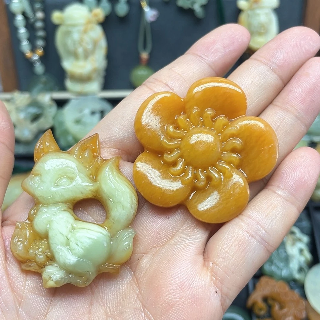 未镶嵌蛇纹石玉颈饰
