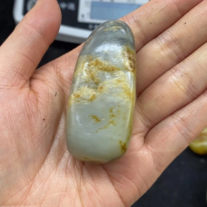 未镶嵌和田玉（糖玉）挂件