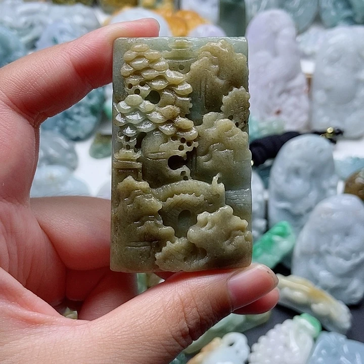 翡翠未镶嵌颈饰翡翠