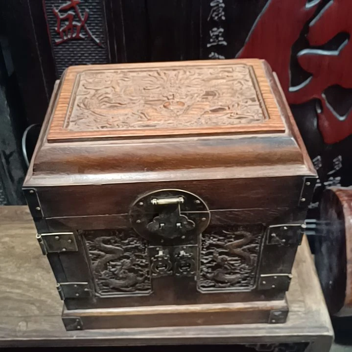 笑***林非洲紫檀（红花梨）