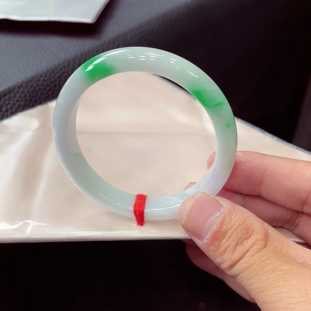 小***班未镶嵌手镯翡翠翡翠