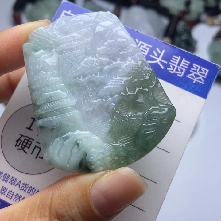 翡翠未镶嵌颈饰翡翠