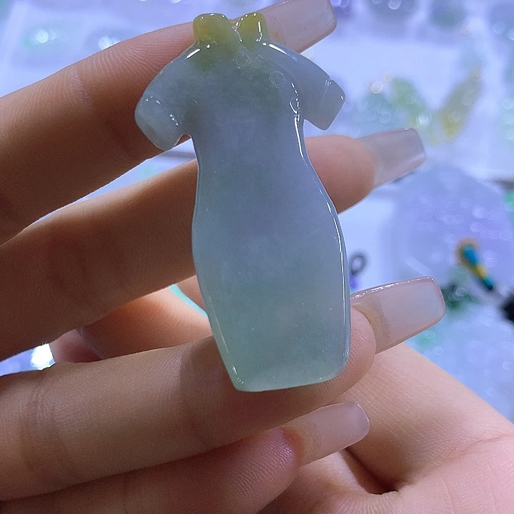 翡翠未镶嵌颈饰天然翡翠A货吊坠