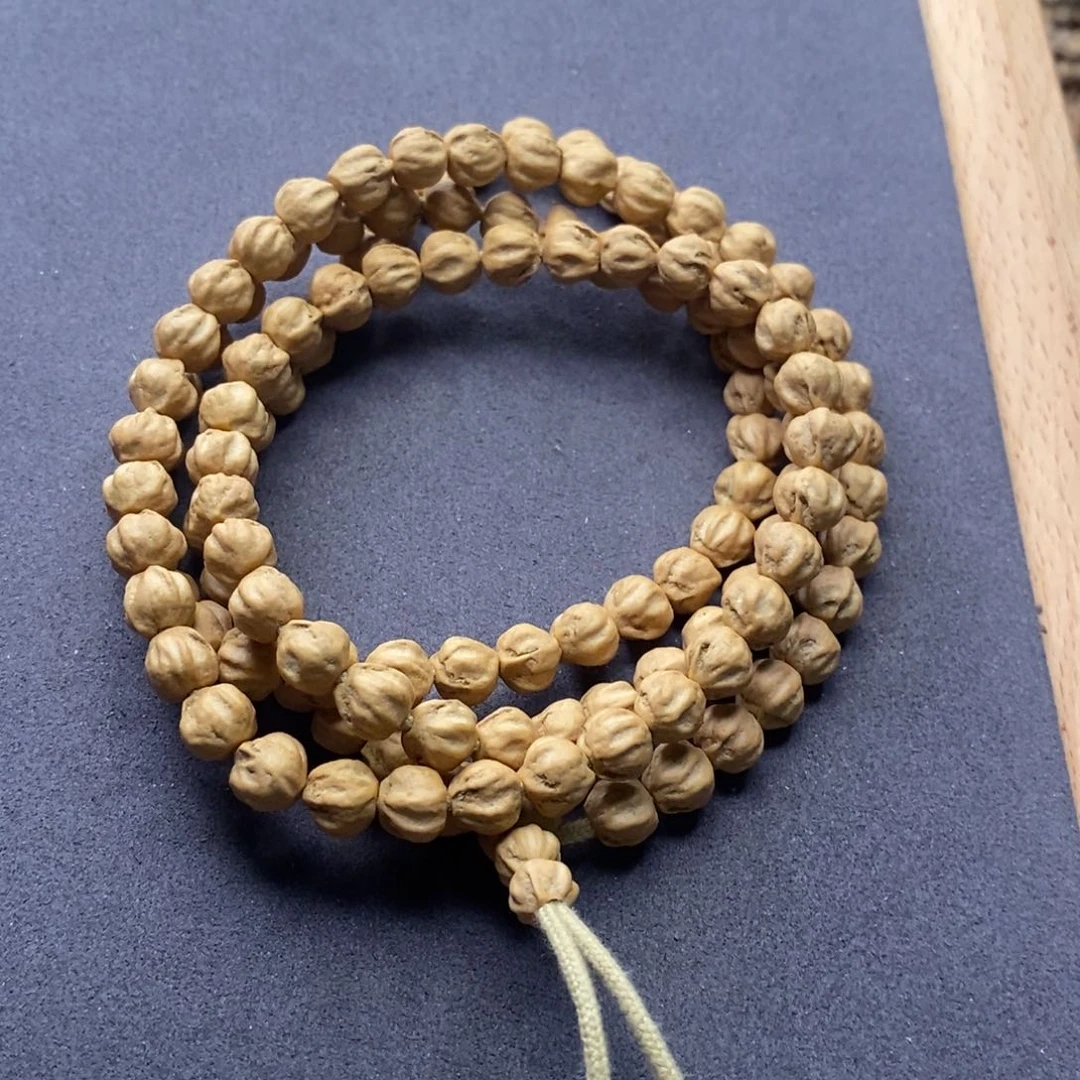 柏香籽/百香籽吊坠淡**然