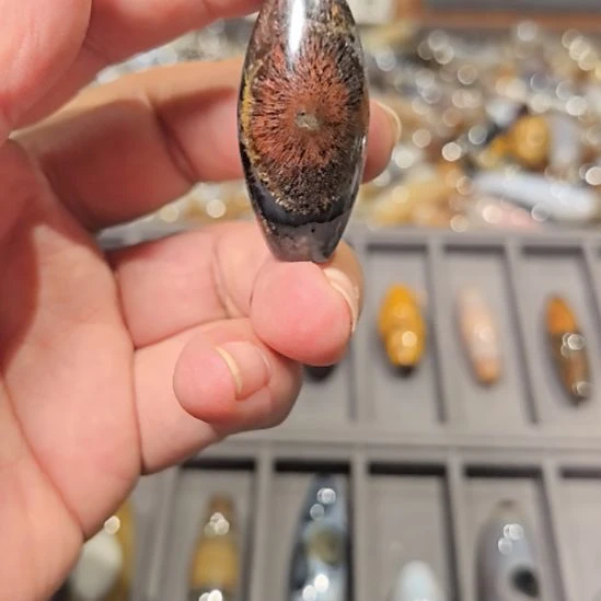 玛瑙/玉髓合金颈饰