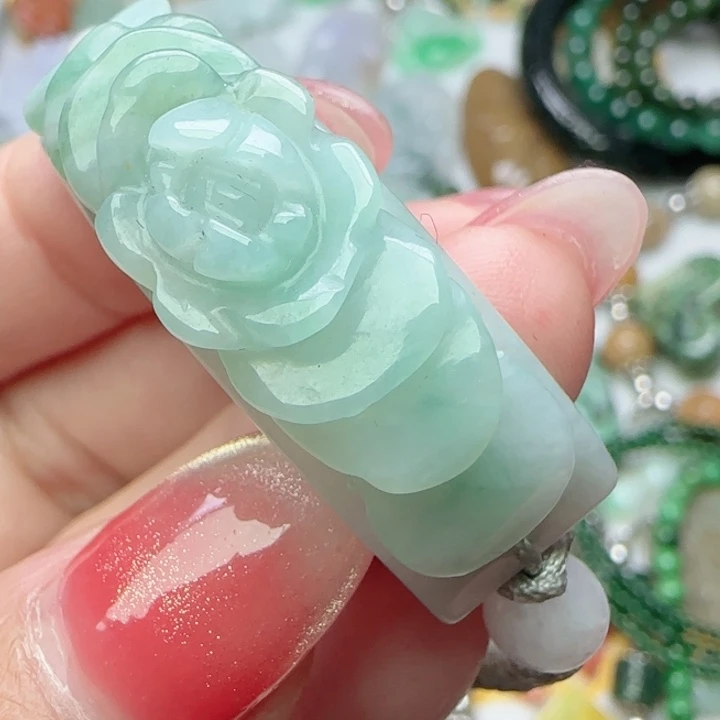 翡翠未镶嵌颈饰天然A货63