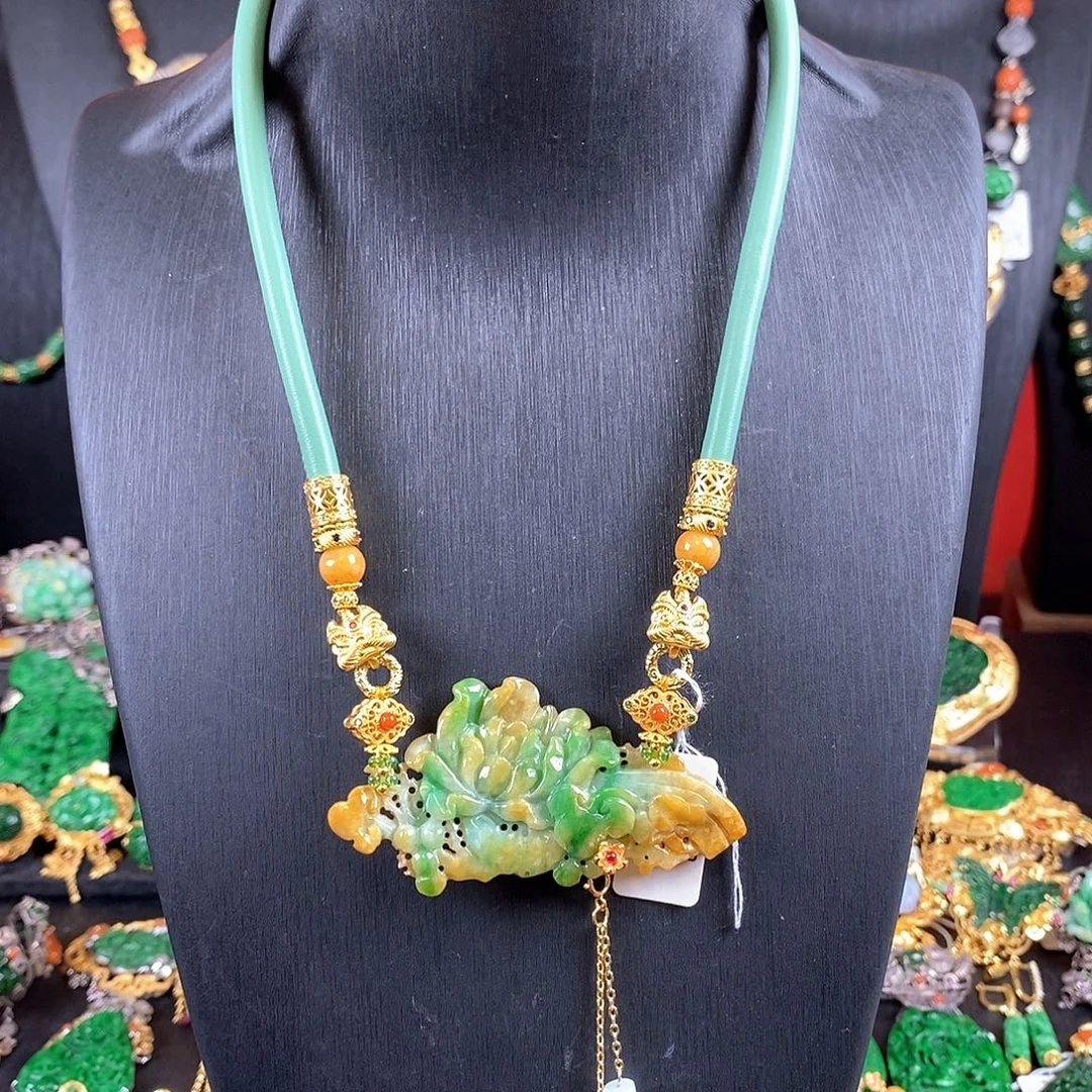 花岗石铁合金吊坠