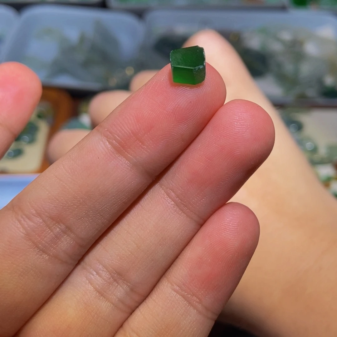 未镶嵌定制翡翠翡翠