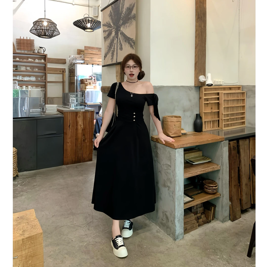 安妮不火夏季新款小众修身显瘦露肩法式黑色系带连衣裙A251Q0267