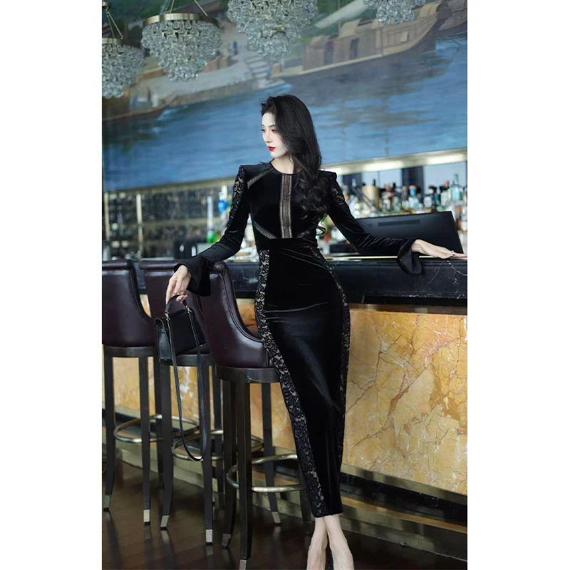 尤克菲儿 轻奢高定丝绒拼接蕾丝气质优雅修身显瘦连衣裙