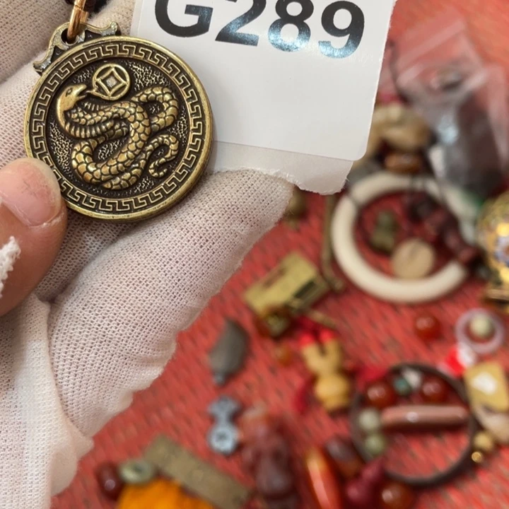 春***岸瓷片直播间火爆热卖