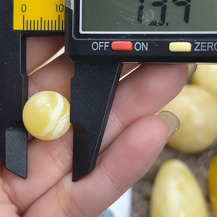 蜜蜡未镶嵌裸石蜜蜡128