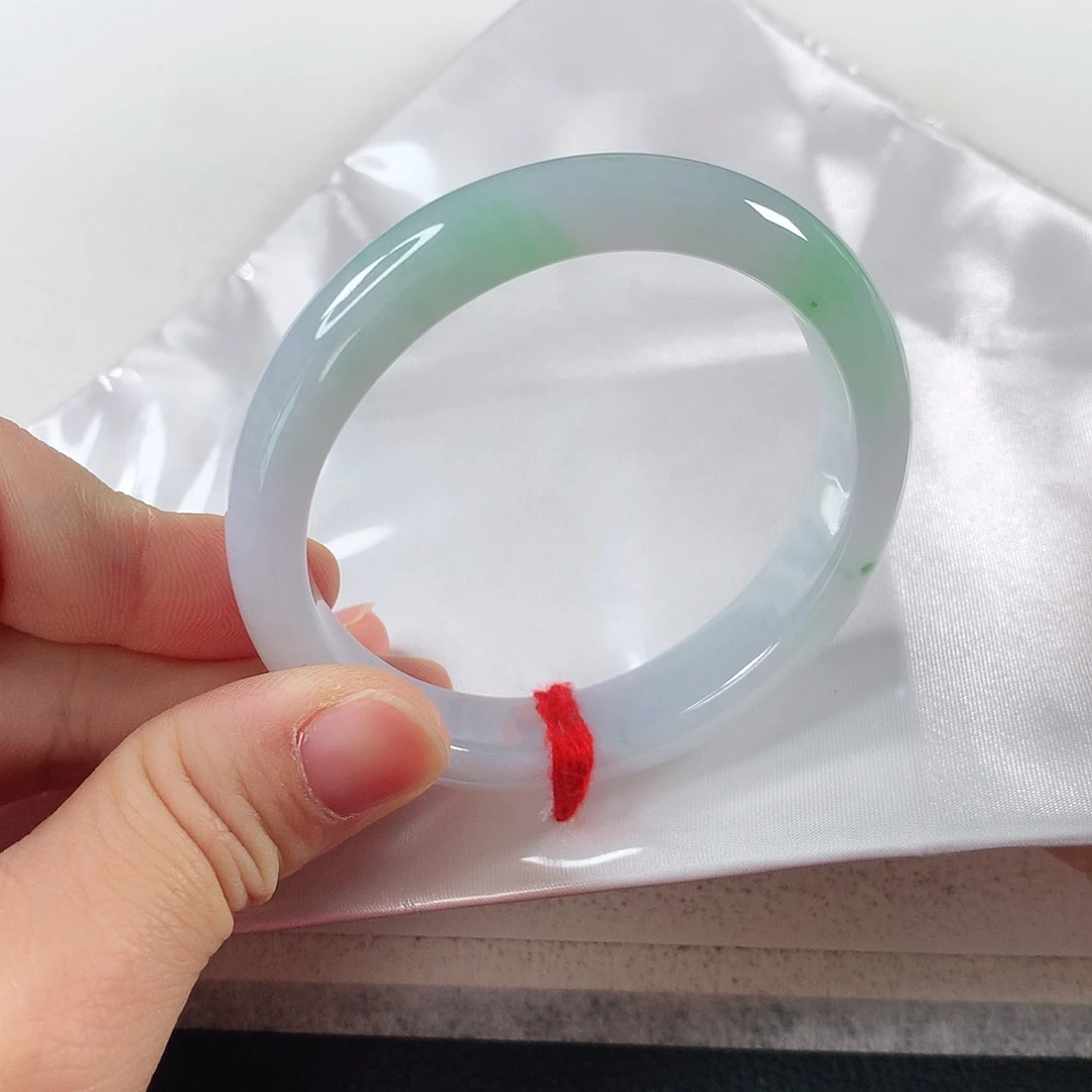 翡翠手镯未镶嵌 贵妃 ①⑦①