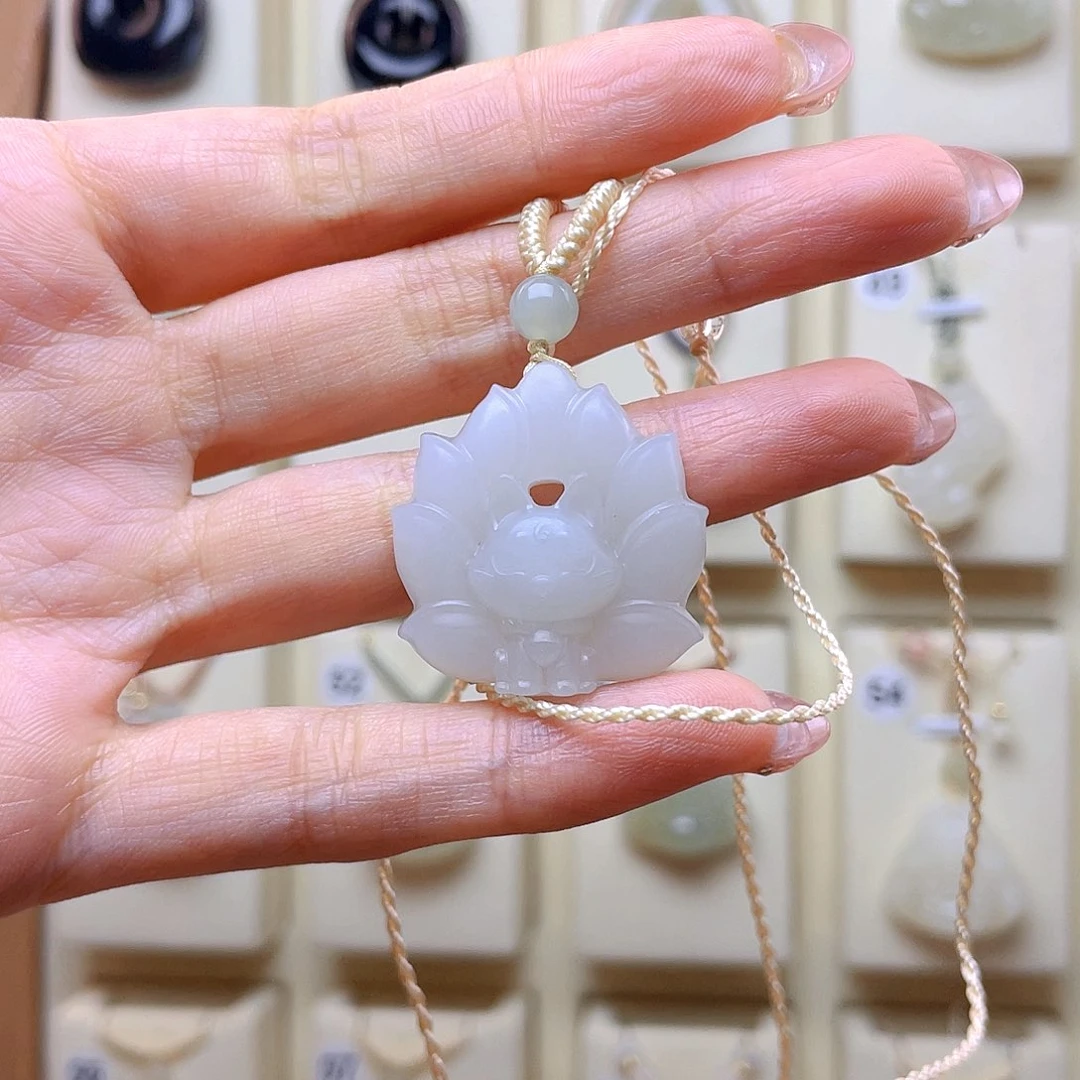 *****和田玉未镶嵌吊坠(赠链)