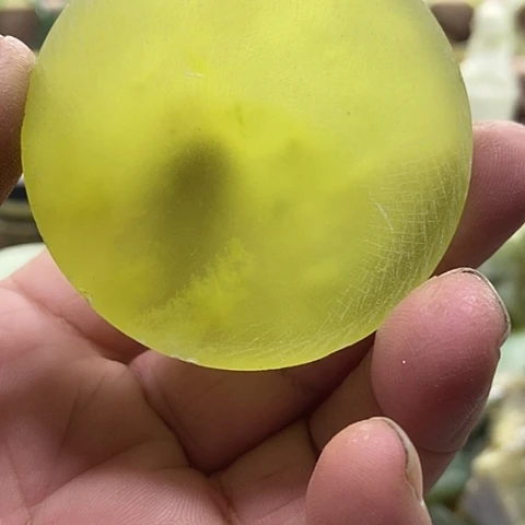 乒***歌蛇纹石玉未镶嵌挂坠