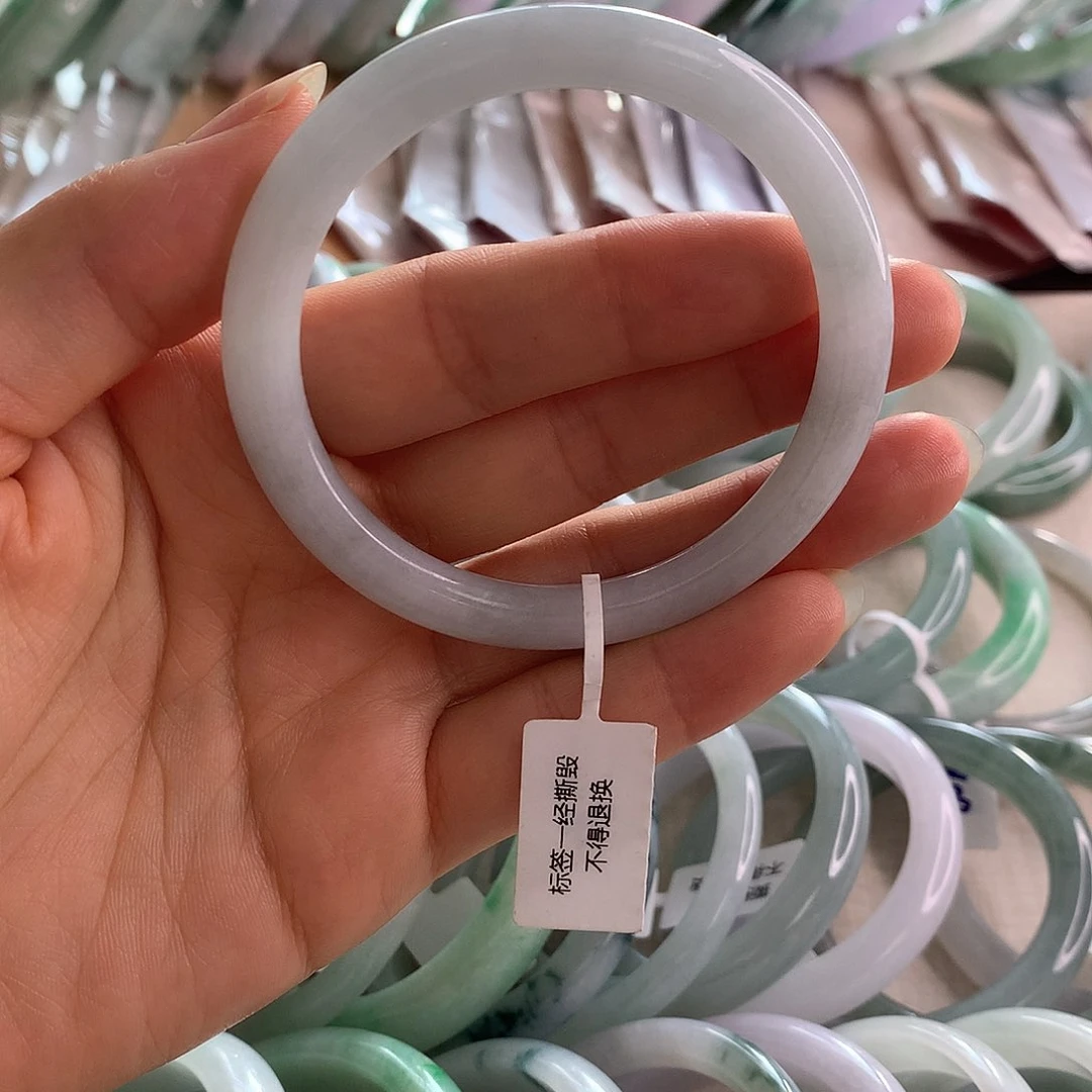 翡翠手镯未镶嵌圆条56