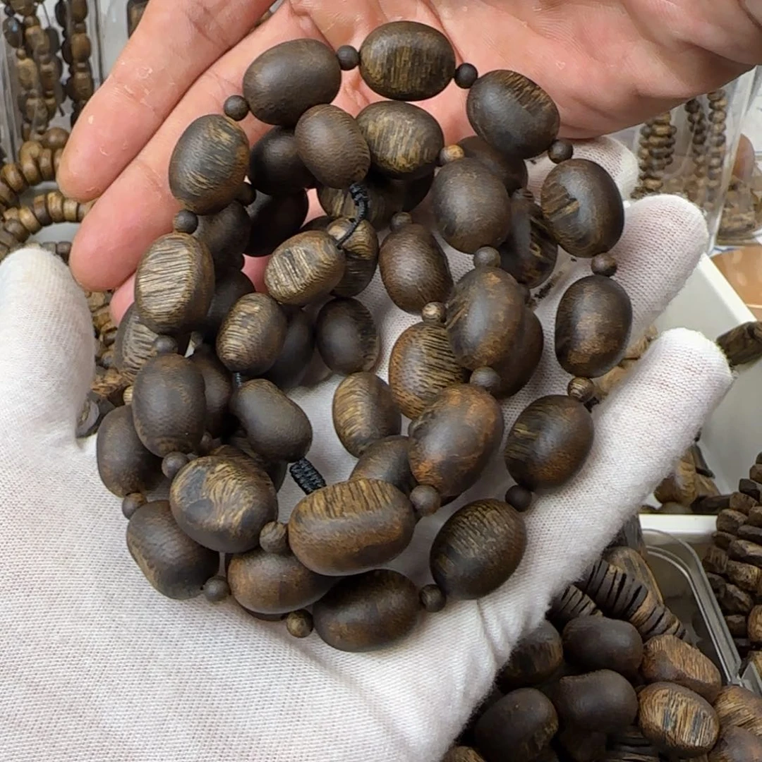 沉香手串老***子绿奇楠瘤疤老料多圈56.9克