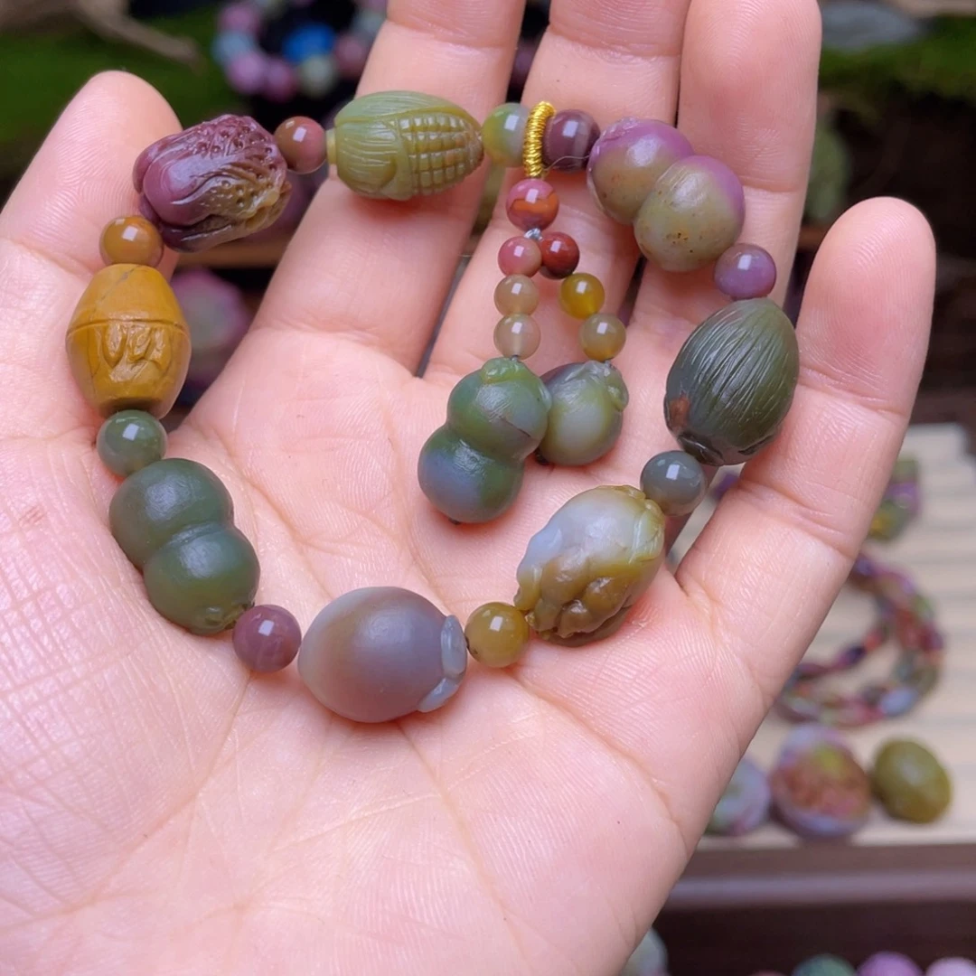 玛瑙/玉髓未镶嵌珠宝半成品雅**静盐源玛瑙炫彩八宝