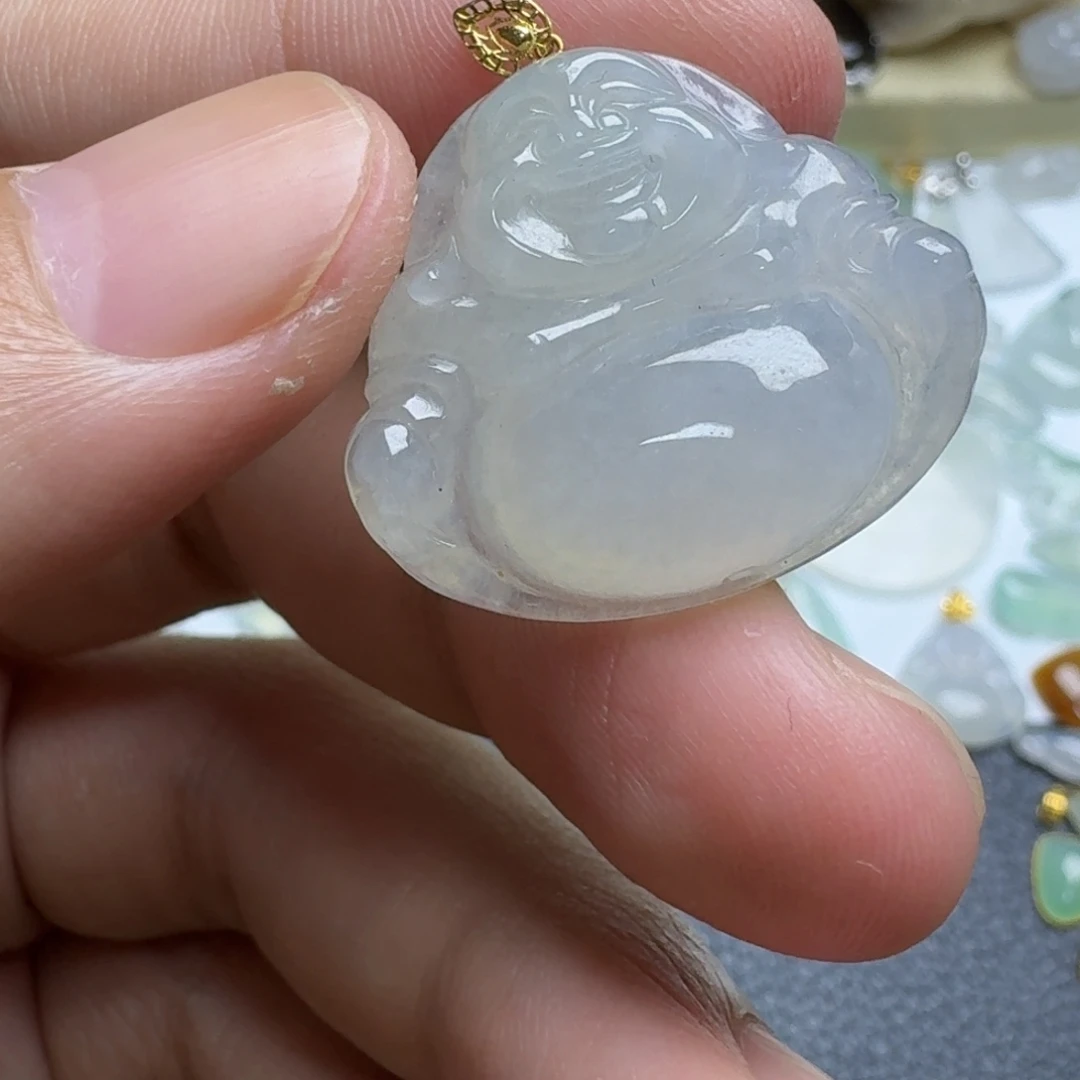 颈饰18K金镶嵌翡翠佛公