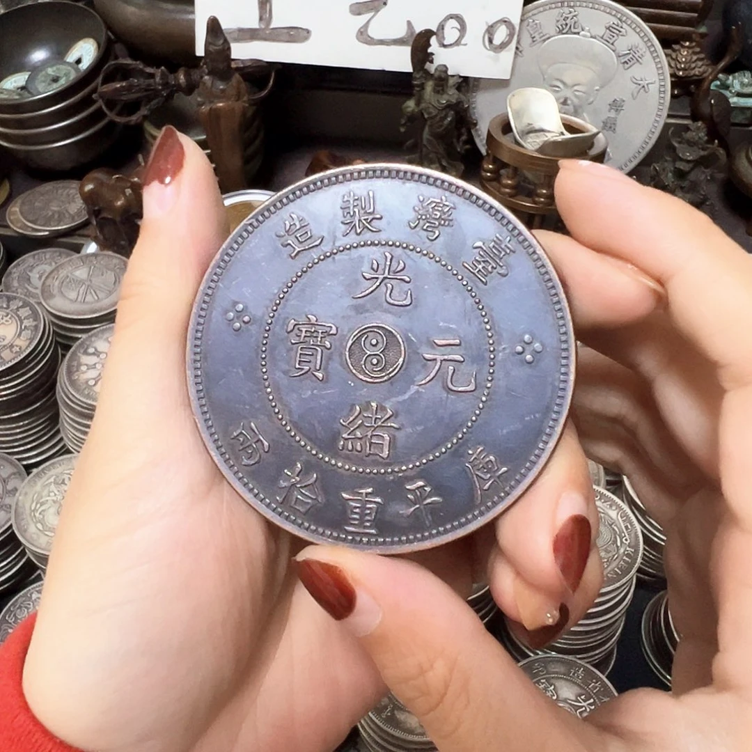 金属复古风格摆件