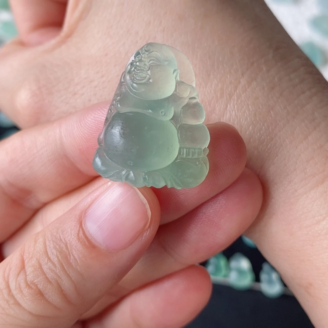 定制翡翠未镶嵌佛