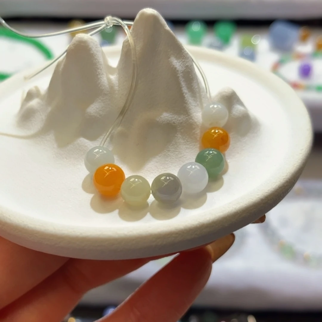 翡翠未镶嵌胸饰福利一组