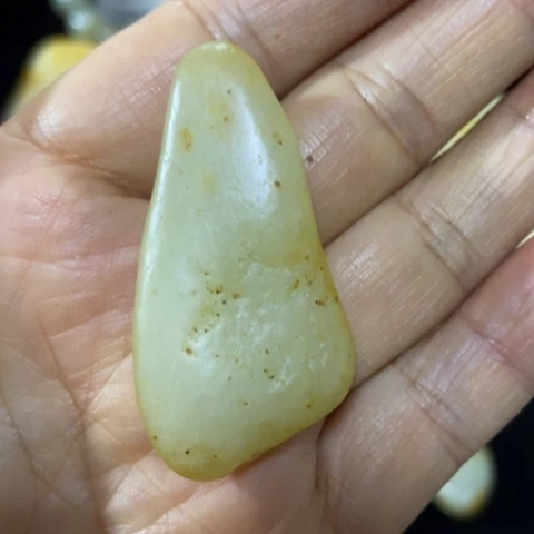 和田玉（糖玉）未镶嵌挂件