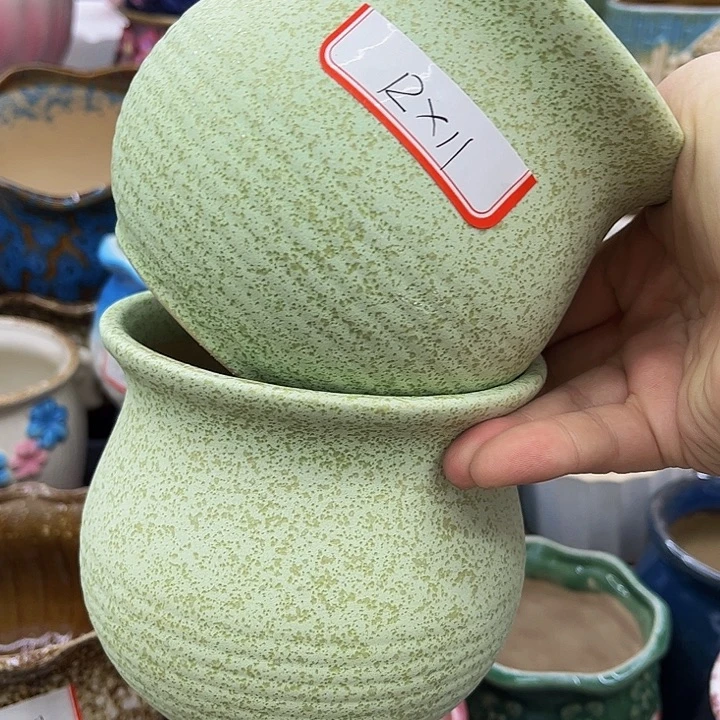 多肉绿植陶瓷花盆9.9包邮，有孔