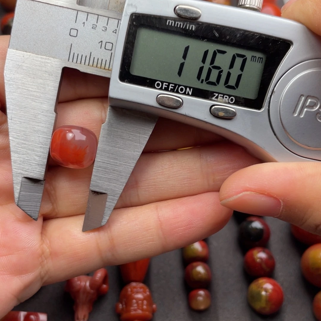 手链未镶嵌南红玛瑙