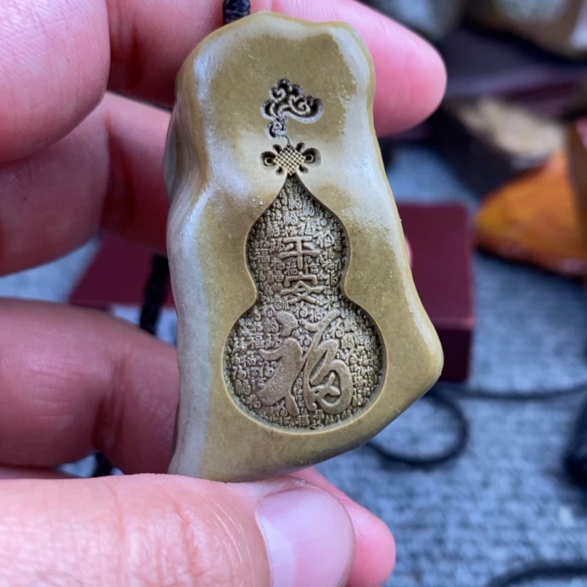 【闪购商品】原石雕刻手把件